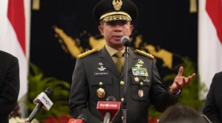 Jenderal Agus Naikkan Pangkat Luar Biasa untuk Kapten Zulmi, Janjikan Beasiswa bagi Keluarga Prajurit Gugur di Lebanon