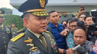 Jenderal (Purn) Dudung Abdurachman Dilantik sebagai Kepala Staf Kepresidenan oleh Presiden Prabowo