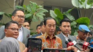 Jokowi Siap Buka Ijazah SD hingga Sarjana, Kasus Tetap Dilanjutkan di Pengadilan