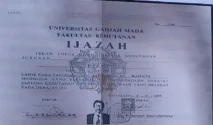 Jokowi Tegaskan Ijazah Asli, Foto Wisuda Dijadikan Bukti di Sidang CLS Solo