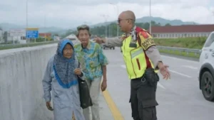 Kakek Tutup Jalan di Sidokare Asri Demi Keselamatan Cucu, Konflik Mereda lewat Mediasi