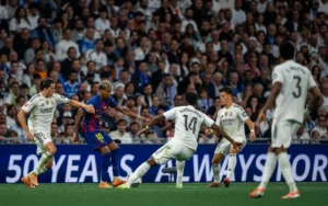 Kartu Merah Gerard Martín Dibatalkan, VAR Ulang Keputusan di Laga Barcelona vs Atlético Madrid