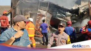 Kebakaran di SPBE Cimuning, Bekasi, Menewaskan Dua Anak dan Melukai Tiga Anggota Keluarga