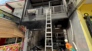 Kebakaran Ruko Cat di Marelan, Satu Wanita Tewas dan Tiga Penghuni Diselamatkan