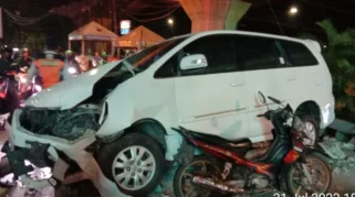 Kecelakaan Lalu Lintas di Fatmawati, Jakarta Selatan, Memicu Kemacetan Parah