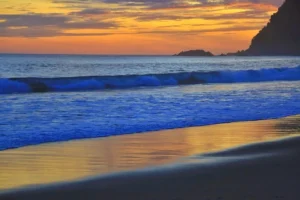 Keindahan Sunset di Pantai Sukamade: Mengapa Begitu Memikat?