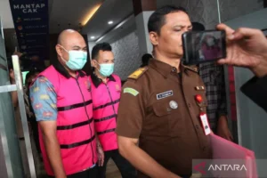 Kejari Tanjung Perak Geledah Kantor PD Pasar Surya, Sita 223 Dokumen Terkait Dugaan Korupsi Sewa Stan