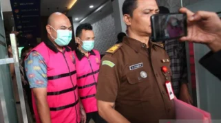 Kejari Tanjung Perak Geledah Kantor PD Pasar Surya, Sita 223 Dokumen Terkait Dugaan Korupsi Sewa Stan