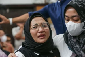 Keluarga Korban dan Aktivis Tekan Pengusutan Kasus Andrie Yunus di Peradilan Umum