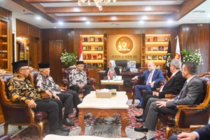 Ketua MPR RI Haedar Nashir Tekankan Persatuan Nasional dan Dukungan Tegas untuk Palestina dalam Silaturahmi dengan Ahmad Muzani