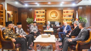 Ketua MPR RI Haedar Nashir Tekankan Persatuan Nasional dan Dukungan Tegas untuk Palestina dalam Silaturahmi dengan Ahmad Muzani