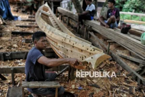 Keunggulan Menggunakan Perahu Tradisional di Sawarna