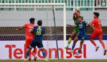 Kiper Persib Bandung Pecahkan Rekor Clean Sheet Liga 1, Melewati Andritany