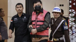 Kisah di balik heboh rombongan eks anggota DPR foto-foto di Sitinjau Lauik: Mutasi Kasat Lantas Polres Solok