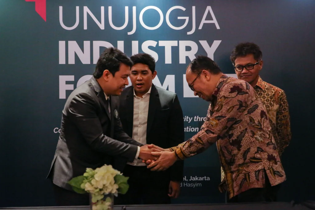 Kolaborasi dan Dukungan