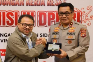 Komisi III DPR Desak Polisi Usut Intimidasi Petugas Kebersihan di Jakarta Barat