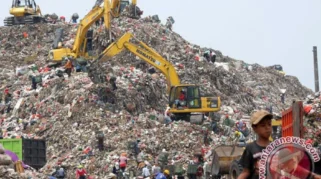 Kompensasi Tak Setimpal, Warga Bantargebang Menanggung Risiko Besar