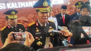 KPK Bawa 13 Tersangka OTT Tulungagung ke Jakarta, Termasuk Bupati Gatut