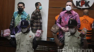 KPK Periksa Kadis SDABMBK Bekasi, Sita Uang Diduga Hasil Suap