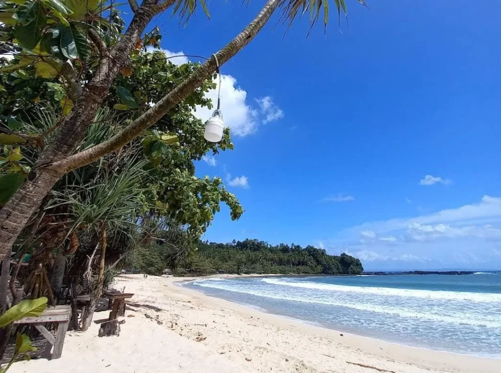 Kriteria Utama dalam Memilih Tempat Makan Terdekat Pantai Legon Pari