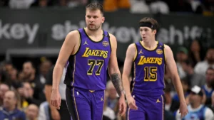 Lakers Tertinggal 134-128 dari Mavericks Tanpa Doncic dan Reaves