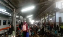 Liburan Panjang 2026 Dorong Belasan Ribu Penumpang Padati Stasiun Daop 9 Jember