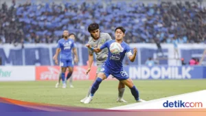 Liga 1: Kas Hartadi Pimpin PSIS, Paul Munster Tegas, dan Laga Superberat Pekan 29 Menanti