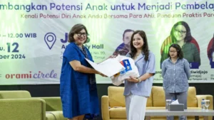 Mahasiswa KKN Gelar Parenting, Tekankan Pola Asuh Anak untuk Orang Tua Keren