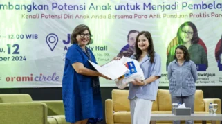 Mahasiswa KKN Gelar Parenting, Tekankan Pola Asuh Anak untuk Orang Tua Keren