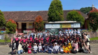 Mahasiswa KKN RPL UNMUH Jember Tanamkan Nilai Sedekah Sejak Dini melalui Edukasi Interaktif