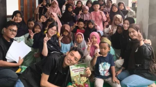 Mahasiswa KKN RPL Unmuh Jember Tingkatkan Literasi Anak Lewat Program Rumah Cilik di Bangkalan
