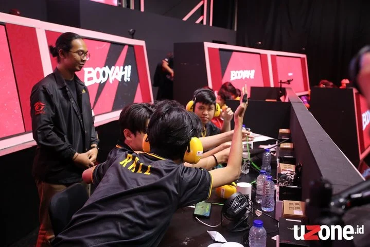 Manajemen Tim dalam Trik Survive di Zona Merah Free Fire