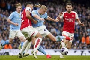 Manchester City Raih Kemenangan 2-1 atas Arsenal, Mempersempit Jarak Juara Premier League