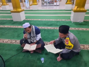 Menjaga Iman lewat Silaturahmi dengan Orang Saleh dan Ahli Ilmu