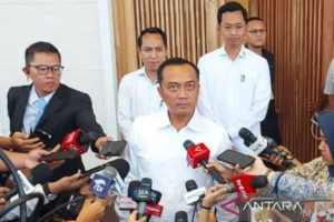Mensesneg Tegaskan Tidak Ada Reshuffle Kabinet, Evaluasi Kinerja Menteri Terus Berlanjut