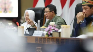 Menteri Kumpul di Istana, Gaji Terungkap, dan Fokus Lingkungan di Tengah Lonjakan Karhutla