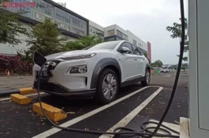 Mobil Listrik Hyundai Kona Hangus di Gresik, Baterai Lemah dan Overheat Diduga Penyebab
