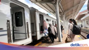 Mobilitas Tinggi, Penumpang Kereta Api di Banyuwangi dan Jember Melonjak