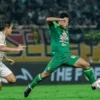 Motivasi berlipat Lucas Frigeri hadapi Persebaya Surabaya! Kiper Arema FC fokus penuh jelang Derby Jawa Timur