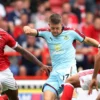 Nottingham Forest vs Burnley: Gibbs-White Buka Hat-trick, Forest Menang 4-1 di City Ground