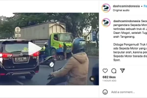 Nyalip di Blind Spot, Dua Pengendara Motor di Banyuwangi Tewas Terlindas Truk