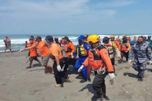 Operasi SAR Wisatawan Terseret Ombak di Pantai Papuma Resmi Dihentikan Setelah Lima Hari Pencarian