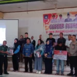 Panitia Gebyar Pesona Pantai Boom Beri Bantuan kepada Korban Dugaan Kekerasan WNA