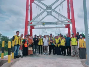 Pastikan Keamanan Warga, Kapolres Tinjau Jembatan Gentong di Bondowoso