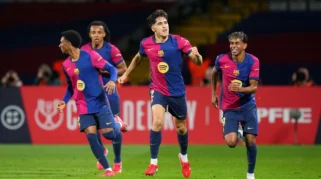 Pau Cubarsí Dikeluarkan, Barcelona Tertinggal 0-2 dari Atletico Madrid di Leg Pertama Champions League