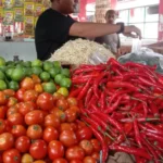 Pedagang Pasar Tradisional Keluhkan Harga Plastik Naik Tiga Kali Lipat