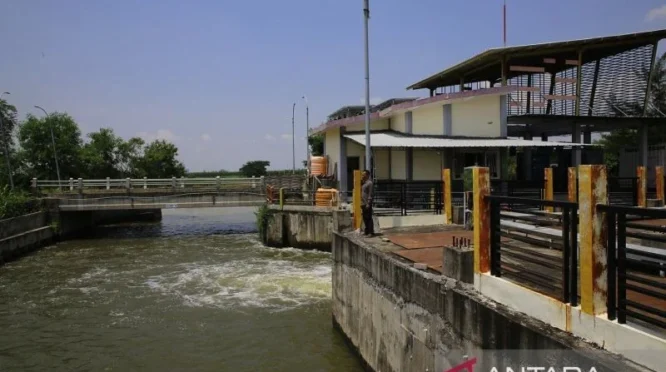 Pemkot Surabaya Perkuat Penanganan Banjir dengan Rumah Pompa, Drainase Baru, dan Revitalisasi Saluran Air