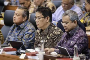 Pemohon MK Soroti Defisit APBN, Ruang Fiskal Semakin Terbatas Akibat Program MBG