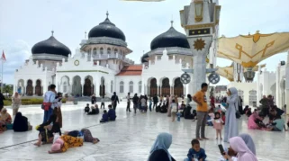 Pengajian Rutin Abu Mudi di Masjid Raya Baiturrahman Perkuat Jalan Makrifat Umat