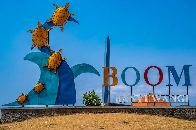 Pengaruh Lingkungan dan Budaya Terhadap Kuliner Khas Sekitar Pantai Marina Boom Banyuwangi